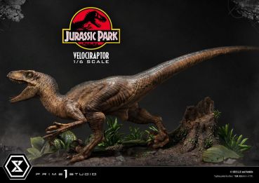 Jurassic Park Legacy Museum Collection Statue 1/6 Velociraptor Attack 38 cm