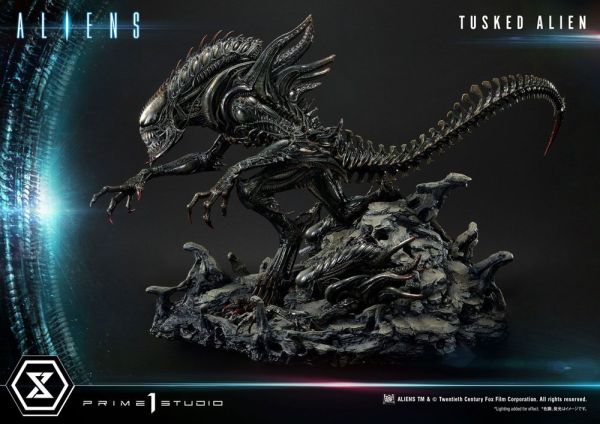 Aliens Premium Masterline Series Statue Tusked Alien Bonus Version (Dark Horse Comics) 72 cm